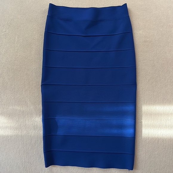 BCBG MAXAZRIA Blue Power Bandage Skirt SMALL - Picture 5 of 6